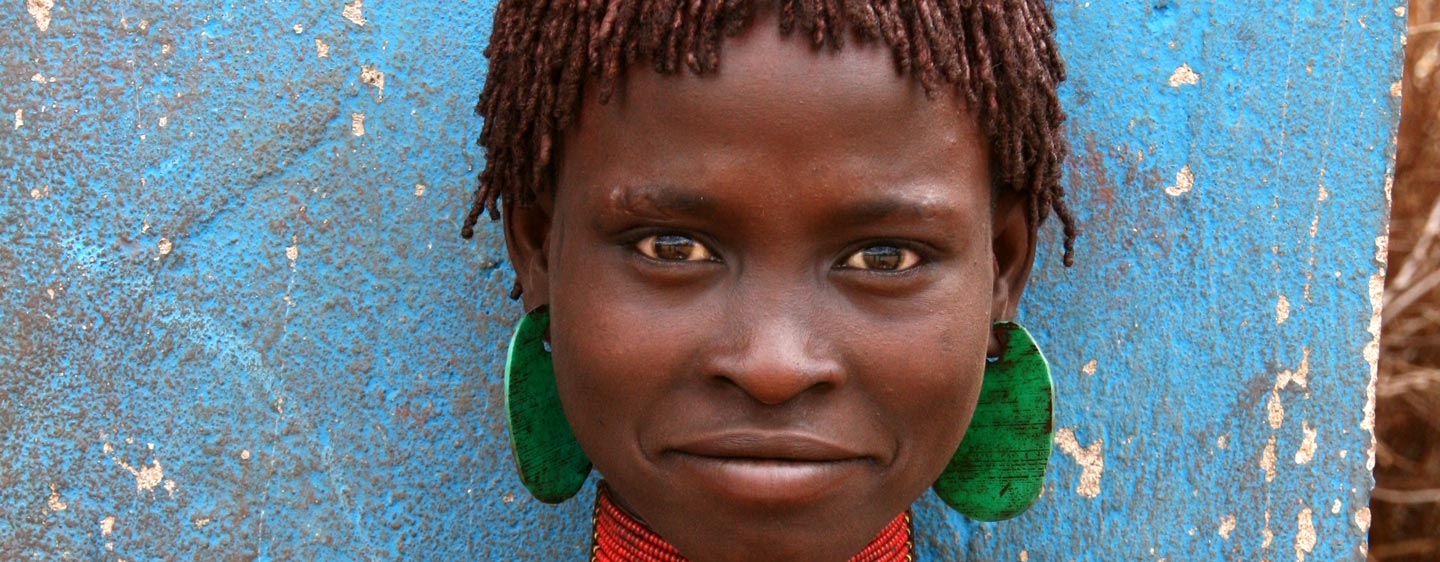 אתיופיה - נערה משבט האמר באגן נהר האומו הדרומי