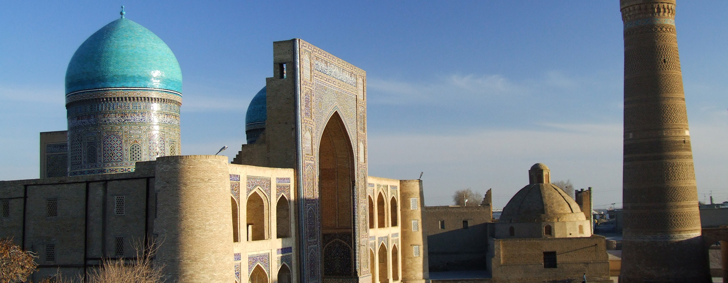 אוזבקיסטן - מסגדים בכיכר רג'יסטן בסמרקנד