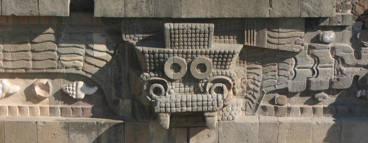 האל טלאלוק בחזית מפוארת בטאוטיוואקאן במקסיקו