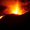 הר הגעש קרקטואה מתפרץ