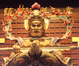 13 ימים אל התרבויות המסורתיות והעכשוויות בשתי הסיניות הקטנות